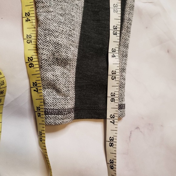 C9 by CHAMPION black & white chevron leggings M - Picture 11 of 11